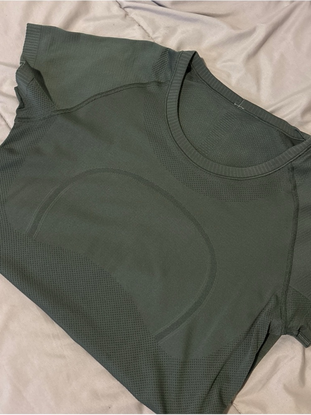 lululemon athletica Short Sleeve Seamless Top in Olive